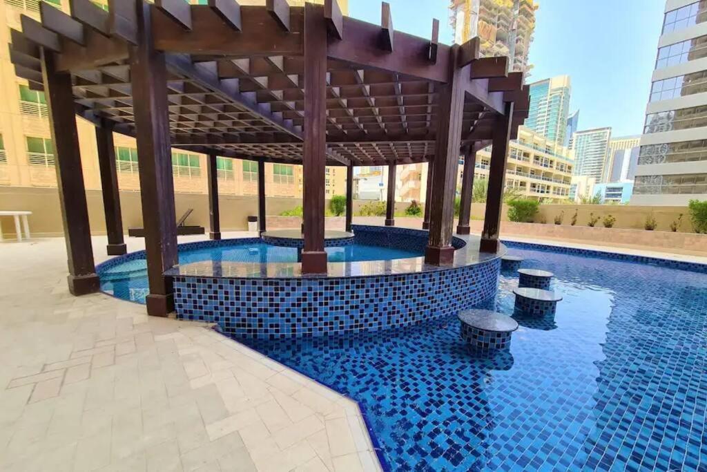 Dream Marina Inn, Heart Of Marina Dubai Exterior photo